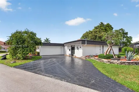 4806 Banyan Lane Tamarac FL 33319