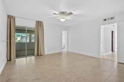 4806 Banyan Lane Tamarac FL 33319