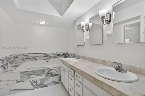 4806 Banyan Lane Tamarac FL 33319