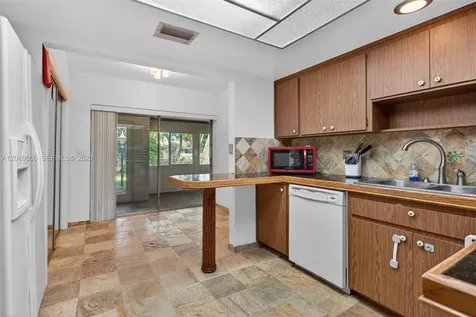 4806 Banyan Lane Tamarac FL 33319