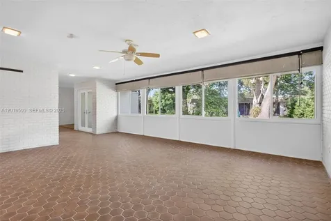 4806 Banyan Lane Tamarac FL 33319