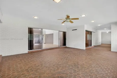 4806 Banyan Lane Tamarac FL 33319