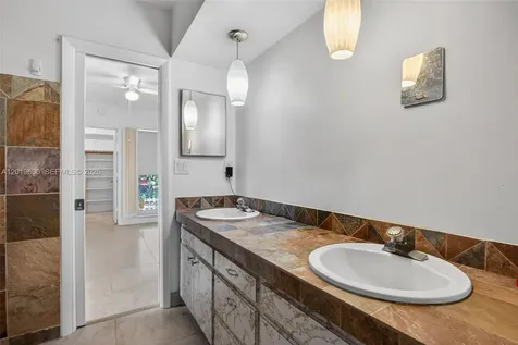 4806 Banyan Lane Tamarac FL 33319