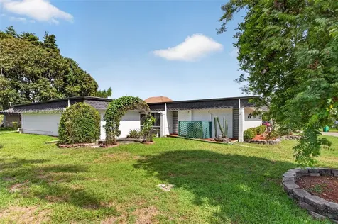 4806 Banyan Lane Tamarac FL 33319