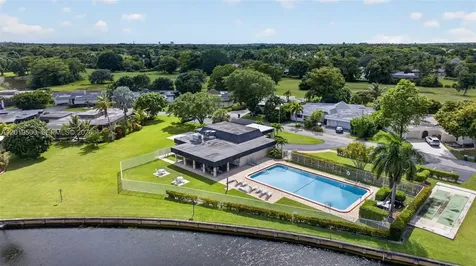 4806 Banyan Lane Tamarac FL 33319