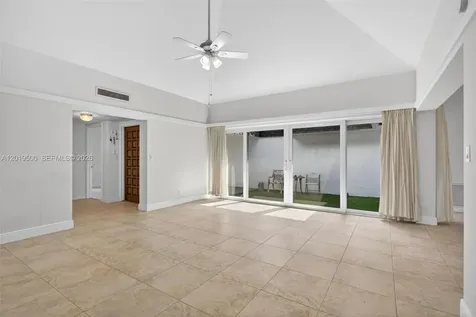 4806 Banyan Lane Tamarac FL 33319