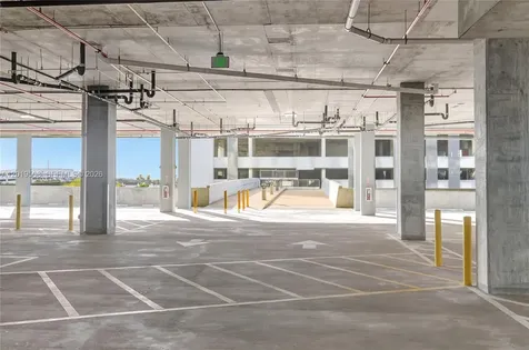 21290 Biscayne Aventura FL 33180