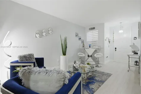 914 SW 151st Place Miami FL 33194