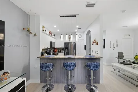 914 SW 151st Place Miami FL 33194