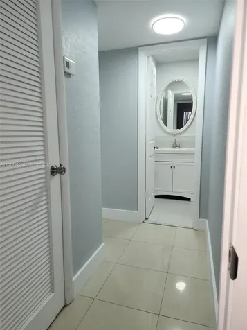 2811 N Pine Island Road Sunrise FL 33322