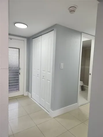 2811 N Pine Island Road Sunrise FL 33322