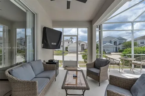 447 Higher Combe Drive Davenport FL 33897