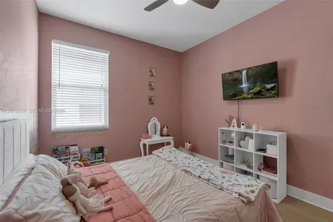 447 Higher Comb Drive Davenport FL 33897