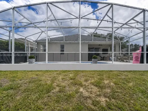 447 Higher Combe Drive Davenport FL 33897