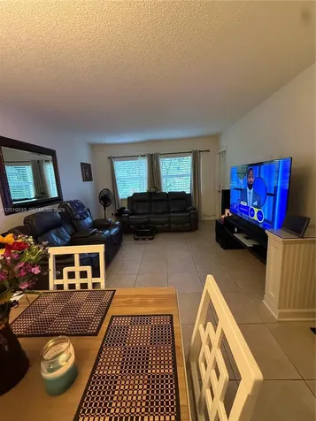 5131 W Oakland Park Boulevard Lauderdale Lakes FL 33313