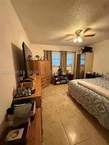 5131 W Oakland Park Boulevard Lauderdale Lakes FL 33313