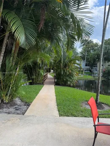 5131 W Oakland Park Boulevard Lauderdale Lakes FL 33313