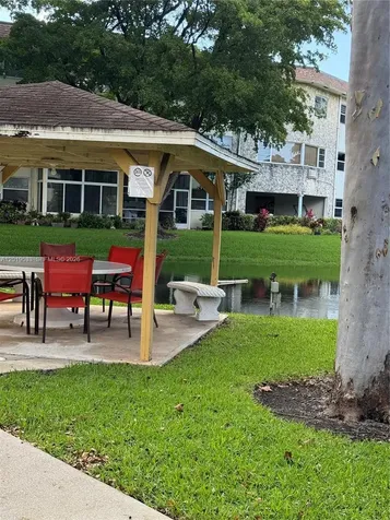 5131 W Oakland Park Boulevard Lauderdale Lakes FL 33313