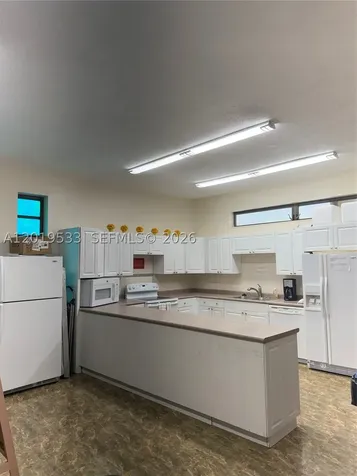 5131 W Oakland Park Boulevard Lauderdale Lakes FL 33313