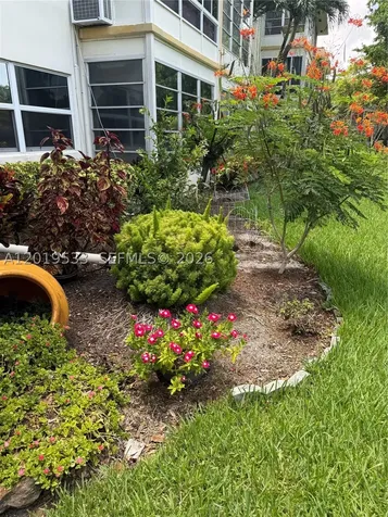 5131 W Oakland Park Boulevard Lauderdale Lakes FL 33313
