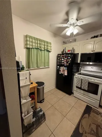 5131 W Oakland Park Boulevard Lauderdale Lakes FL 33313