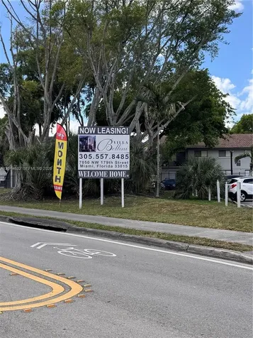 7115 NW 179th Street Hialeah FL 33015