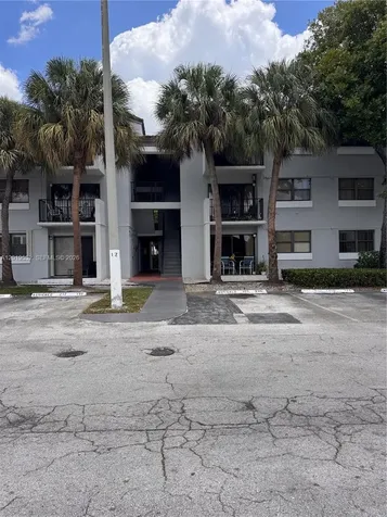 7115 NW 179th Street Hialeah FL 33015