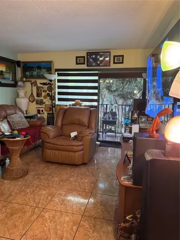 7115 NW 179th Street Hialeah FL 33015