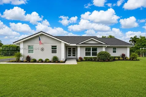 1501 NW 20th Street Homestead FL 33030