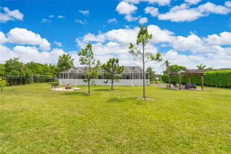 1501 NW 20th Street Homestead FL 33030
