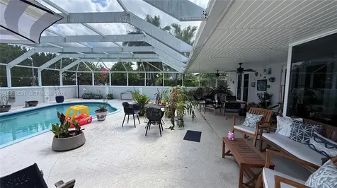 1501 NW 20th Street Homestead FL 33030