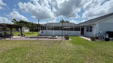 1501 NW 20th Street Homestead FL 33030