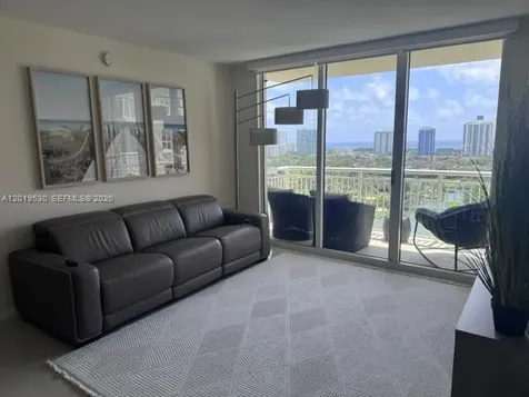 19501 W Country Club Drive Aventura FL 33180