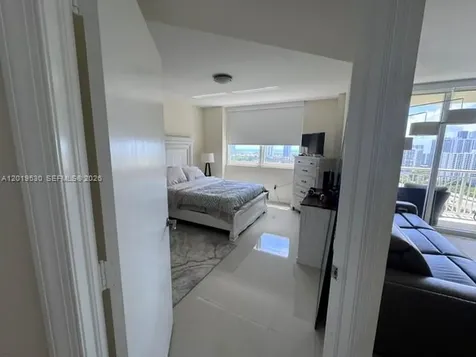 19501 W Country Club Drive Aventura FL 33180