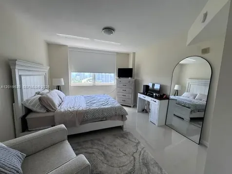 19501 W Country Club Drive Aventura FL 33180