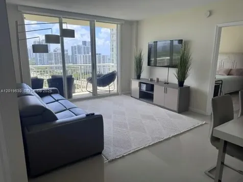 19501 W Country Club Drive Aventura FL 33180