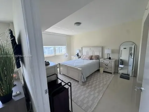 19501 W Country Club Drive Aventura FL 33180