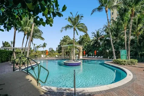 19501 W Country Club Drive Aventura FL 33180