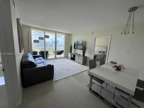 19501 W Country Club Drive Aventura FL 33180