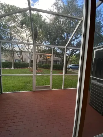 2041 Pompeii Court Weston FL 33327