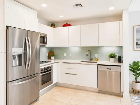 1050 Brickell Avenue Miami FL 33131