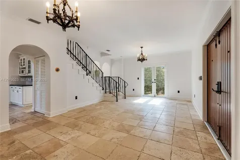 31 NE 46th Street Miami FL 33137