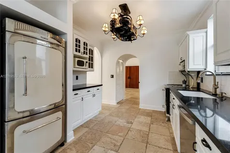 31 NE 46th Street Miami FL 33137