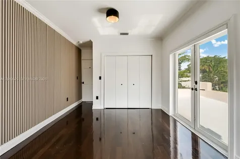 31 NE 46th Street Miami FL 33137