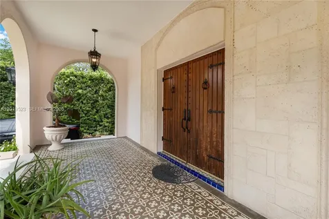 31 NE 46th Street Miami FL 33137