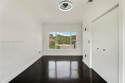 31 NE 46th Street Miami FL 33137