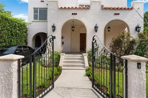 31 NE 46th Street Miami FL 33137