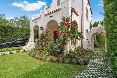 31 NE 46th Street Miami FL 33137