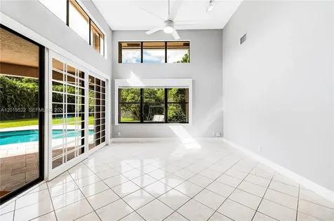 1256 S Manor Drive S Weston FL 33326