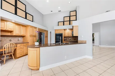 1256 S Manor Drive S Weston FL 33326
